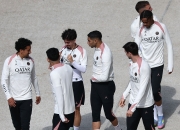 巴黎圣日耳曼豪取胜利，稳固小组赛领先的简单介绍